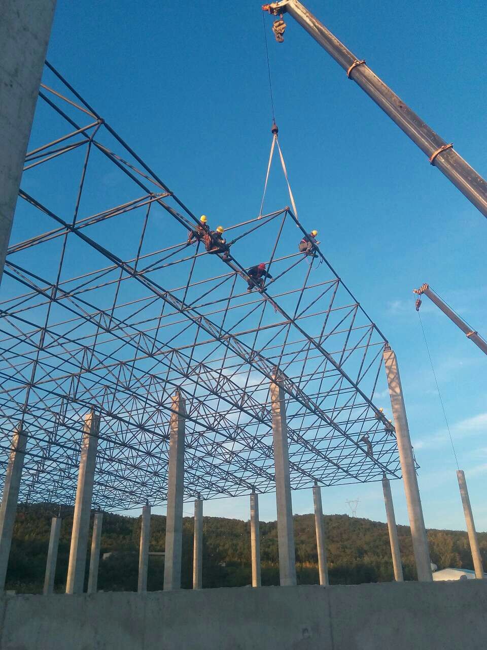 安陆汪清物流园网架